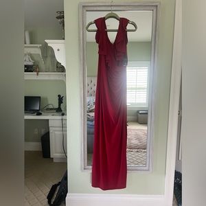 Flattering NEW w/ Tags Lauren Ralph Lauren Cold Shoulder Jersey Gown in Red